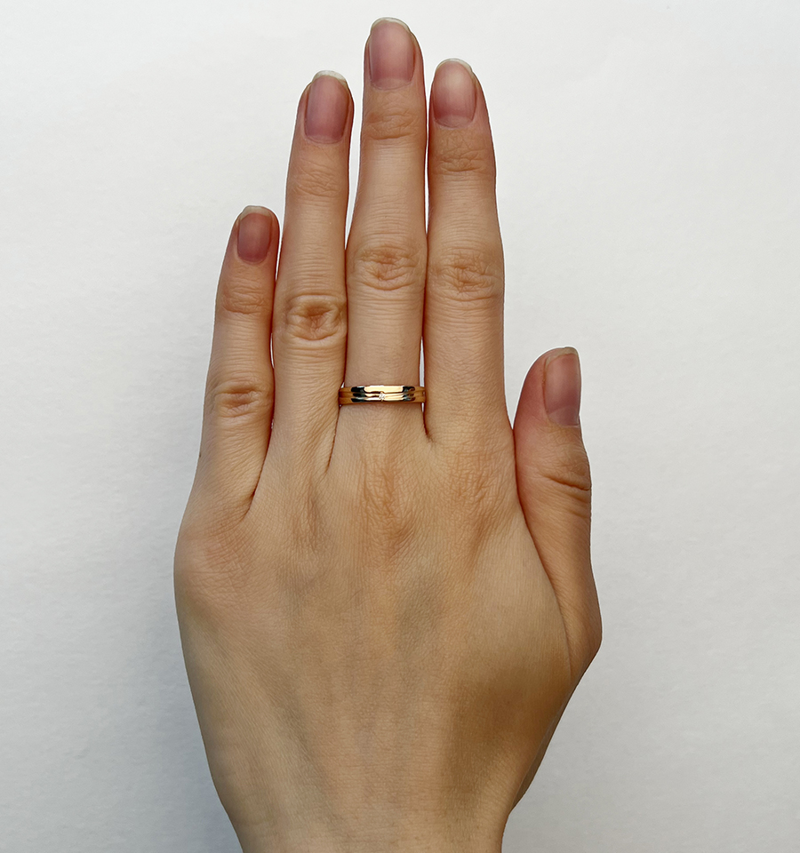 Кольцо Покровский 1000026-00770 размер 21 вес 2.55 г золото фиант