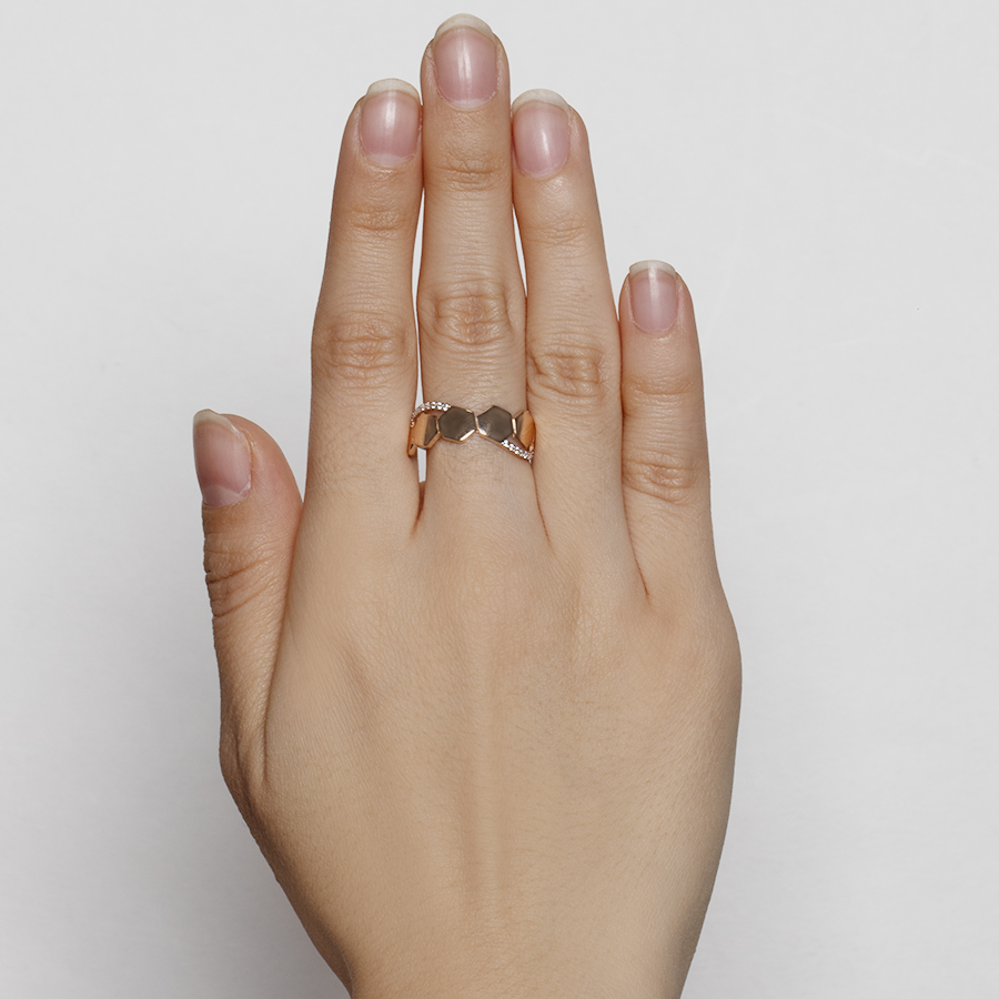 Кольцо Granat 1.10.11.0831.00-3991 золото фианит